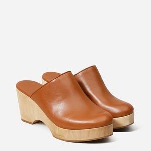 Everlane The Clog in Cognac